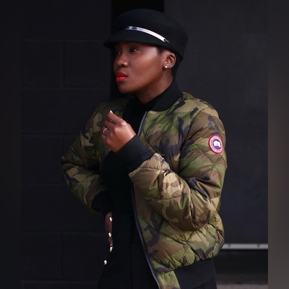 Canada Goose North Shore Reversible Camo Black Bomber Jacket Camouflage Puffer M - Picture 15 of 15